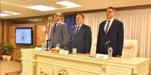 محافظ أسيوط يترأس اجتماع المجلس التنفيذي ويوجه بمتابعة نسب تنفيذ المشروعات