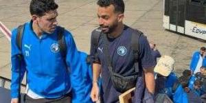 وصول بعثة بيراميدز إلى ملعب لوفتس فيرسفيلد لمواجهة صن داونز