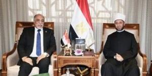وزير الأوقاف يستقبل شيخ مشايخ الطرق الصوفية