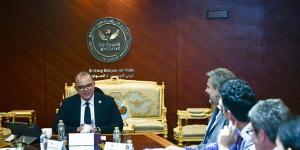 رئيس هيئة الرقابة المالية يلتقي السفير الإيطالي ...