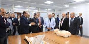 أيمن عاشور: الجامعات الأهلية مسار أساسي في تطوير التعليم العالي