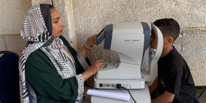 "بصيرة" تنفذ مسح طبي شامل للعيون على أطفال 6 دور أيتام