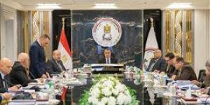 وزير الدولة للإنتاج الحربي يترأس اجتماعات لجنة تقييم واختيار القيادات العليا بالجهات التابعة للوزارة