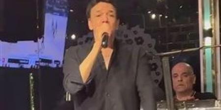 الفنان ضياء عز الدين يبدع بأغنية من أغاني زمن الفن الجميل بوردة الشيخ زايد