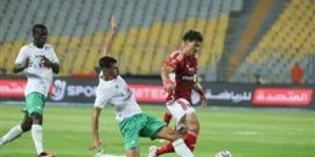 الأهلي يسقط المصري ويتصدر الدوري برباعية