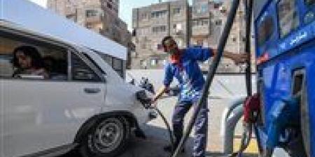 مصطفى بكري عن أزمة البنزين المغشوش: لعبة كبيرة لصالح ناس