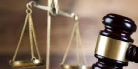 محاكمة متهم بالتسبب في وفاة فتاة بحقنة تجميل بالتجمع.. غدا