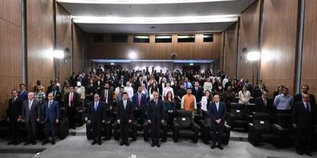 ”رئيس الوزراء” يستقبل 150 شابًا وفتاة من القيادات الشبابية من 80 دولة ضمن فعاليات اليوم الثالث من النسخة الخامسة من ”منحة ناصر للقيادة الدولية”
