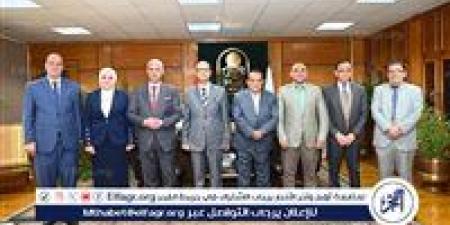 رئيس جامعة أسيوط يبحث التعاون مع نائب رئيس النيابة الإدارية