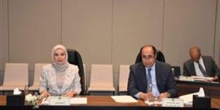 سفيرة البحرين تترأس اجتماع هيئة متابعة تنفيذ القرارات والالتزامات