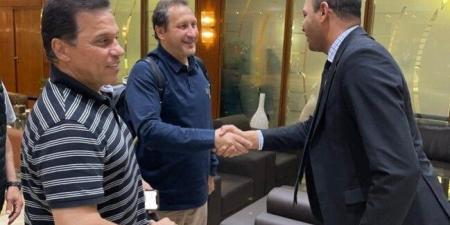 الفوج الأول من الرياضيين المصريين يعود إلى القاهرة قادما من ليبيا