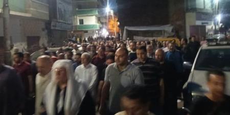 ظل 3أيام في المياه.. تشييع جثمان شاب غرق أثناء الاستحمام في ترعة بالبحيرة