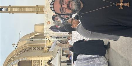 كاهن الكنيسة السريانية الأرثوذكسية: نعيش أجواء الوحدة كما عاشها التلاميذ تحت سقف واحد