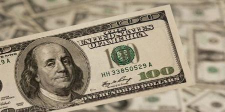 أول انخفاض منذ عدة جلسات.. سعر الدولار اليوم الإثنين 19 مايو 2025 بالتعاملات المسائية بالبنوك