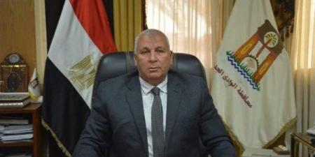 أخبار الوادي الجديد: إحلال وتجديد بئر مياه الشرب في قرية فلسطين وإزالة تعديات بالبناء والزراعة على 74 فدانا أملاك الدولة