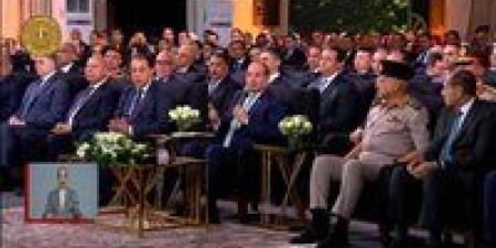 الرئيس السيسي: الأراضي الجديدة توفر فرص عمل لـ600 ألف أسرة بدخل لا يقل عن 7 آلاف جنيه