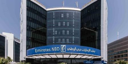 الإمارات دبي الوطني يحصد 8 جوائز ضمن حفل ...
