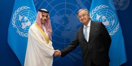 وزير الخارجية السعودي وأمين الأمم المتحدة يبحثان تحضيرات المؤتمر الدولي لتسوية القضية الفلسطينية