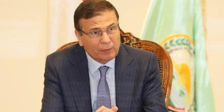 وزير الزراعة يطمئن على حالة مسئول حماية الأراضي بسوهاج بعد الاعتداء عليه خلال حملة إزالة تعديات