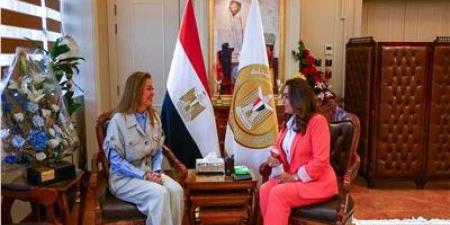 وزيرة التنمية المحلية تستقبل المدير التنفيذي للأكاديمية الوطنية للتدريب لبحث أوجه التعاون المشترك