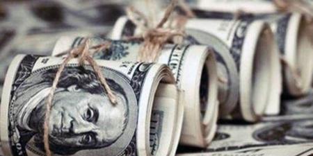 الدولار يتراجع من جديد خلال تعاملات اليوم ليسجل 50.45 جنيه للبيع