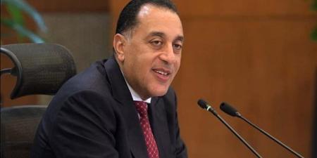 رئيس الوزراء يستعرض خطوات تنفيذ برنامج الطروحات الحكومية في قطاع الاتصالات