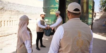 بيت الزكاة والصدقات ينهي توزيع لحوم الأضاحي على آلاف الأسر المستحقة في 4 محافظات