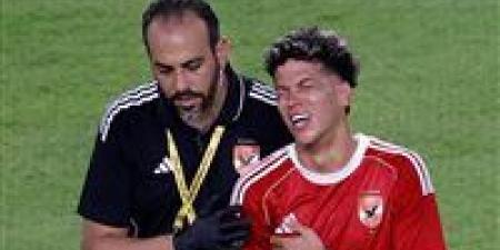 الطبيب المعالج للاعبي الأهلي يوضح توقيت عودة إمام عاشور