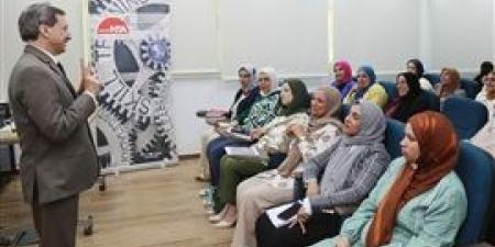 محافظ كفر الشيخ يتابع فعاليات اليوم الخامس من برنامج «المرأة تقود بالمحافظات المصرية»
