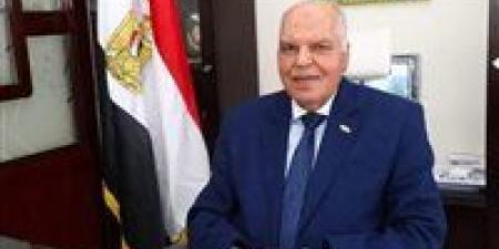 توفي إثر حادث.. نقيب المعلمين يوجه بتقديم الدعم لأسرة رئيس لجنة ثانوية في أسيوط