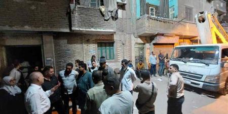 محافظ القاهرة: 14 ناجٍيًا و3 وفيات بحادث انهيار عقارين بحدائق القبة