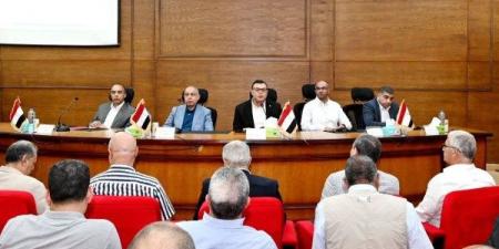 وزير الإسكان ومحافظ المنيا يتابعان سير العمل بمنظومتي مياه الشرب والصرف الصحي بالمحافظة ومشروعات "حياة كريمة