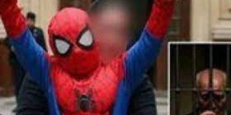 طارق العوضي يعلن دفاعه عن «طفل دمنهور» في جلسة استئناف المتهم