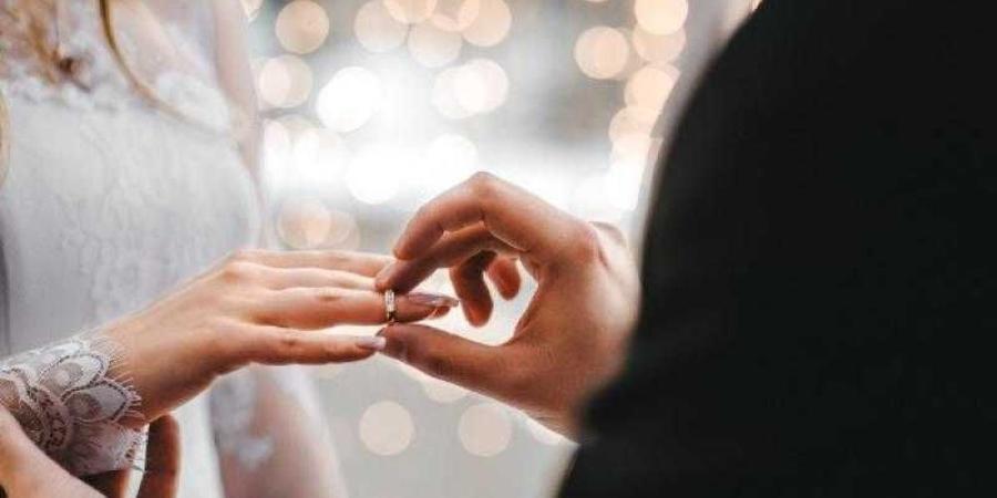 اتفقنا على زواج التجربة لفترة محددة فما رأي الشرع؟.. عالم أزهري يجيب