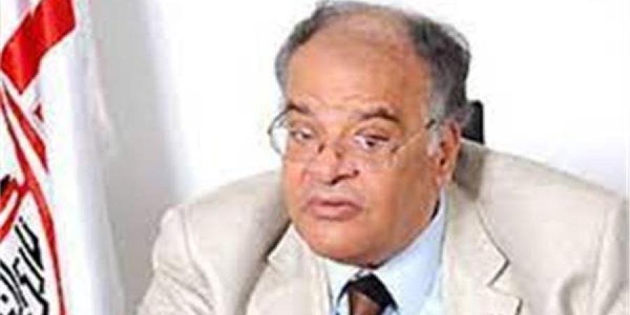 ممدوح عباس يفجر مفاجأة بشأن مباراة الزمالك وبيراميدز في نهائي الكأس