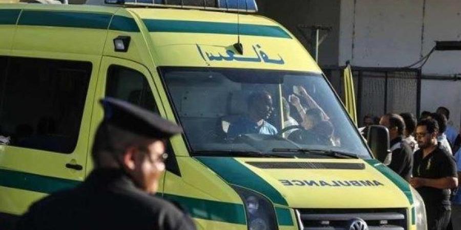 حادث مأساوي يسفر عن مصرع وإصابة 5 أشخاص في أسيوط