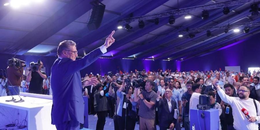أخنوش يجيب بنكيران: السياسة ليست "السبّان".. والتشويش يضر بصورة المملكة