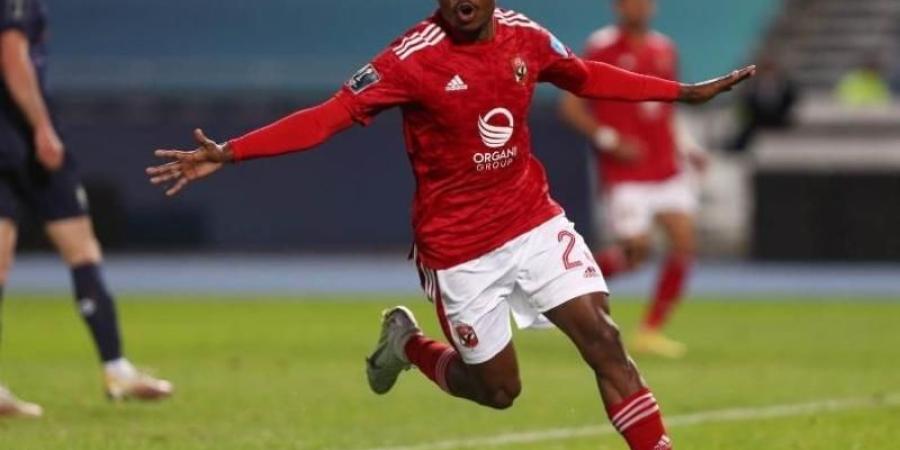 بيرسي تاو يعود إلى الدوري المصري لكن هذه المرة مع الزمالك .. صفقة تثير الجدل