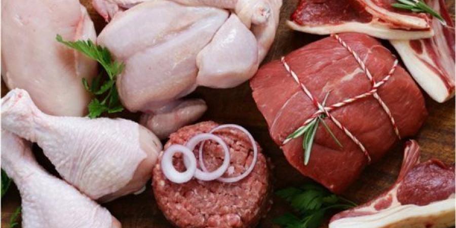 أسعار اللحوم والفراخ والأسماك اليوم الأحد 4 مايو 2025