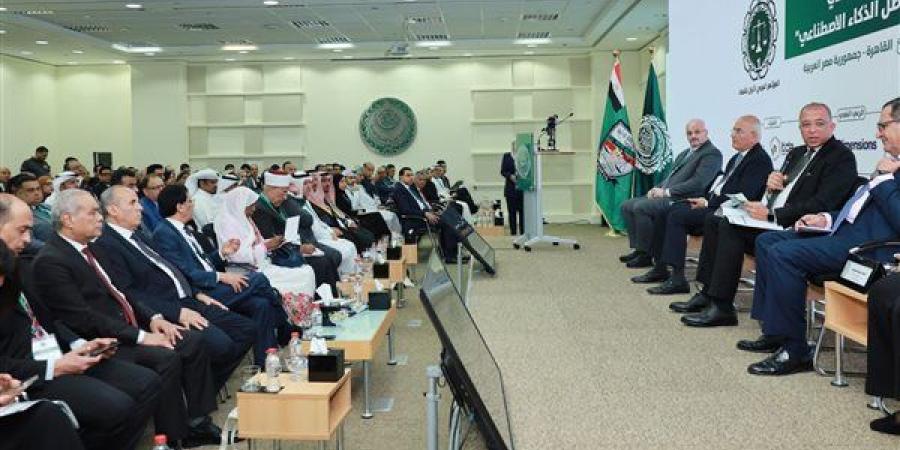 رئيس النيابة الإدارية يشارك في المؤتمر العربي الأول للقضاء لمناقشة تحديات العمل القضائي