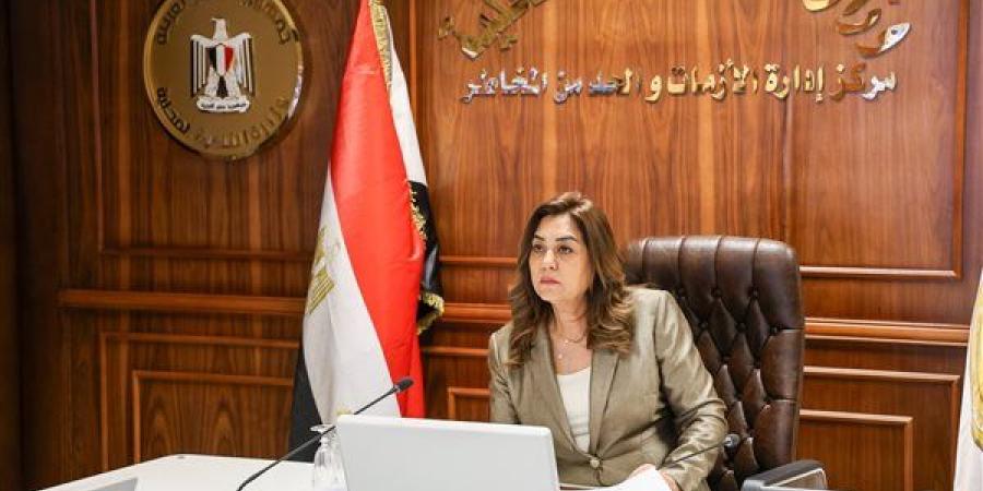 وزيرة التنمية المحلية توجه سكرتير العموم بضرورة الاهتمام بملف التصالح