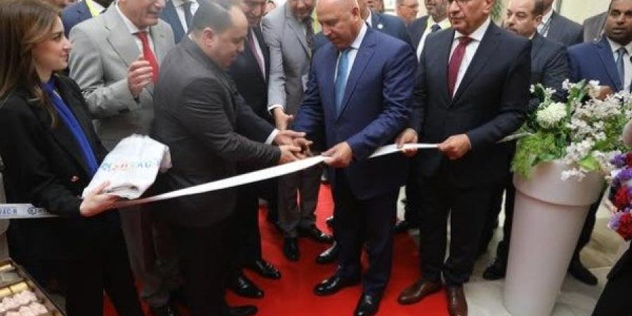 وزير الصناعة يفتتح المعرض الدولي التاسع للتبريد والتكييف ويؤكد على تعميق التصنيع المحلي