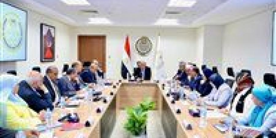 وزير التربية والتعليم يعلن موعد بداية ونهاية العام الدراسي 2025 - 2026