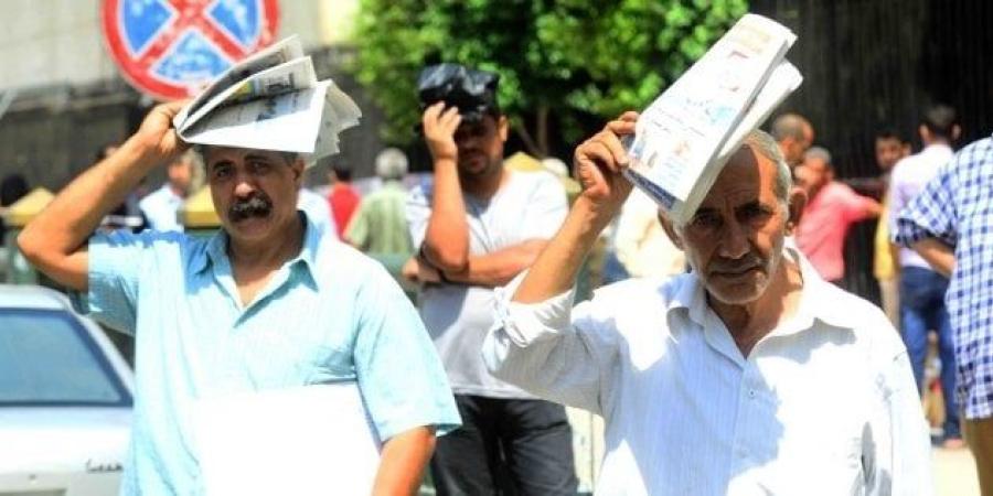 تجنب أشعة الشمس.. «الأرصاد» تحذر من موجة حارة خلال الأيام المقبلة