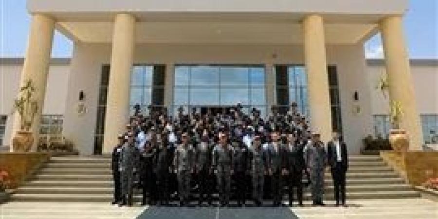 الداخلية تستقبل وفداً من أعضاء هيئة التدريس بكلية الشرطة الرواندية
