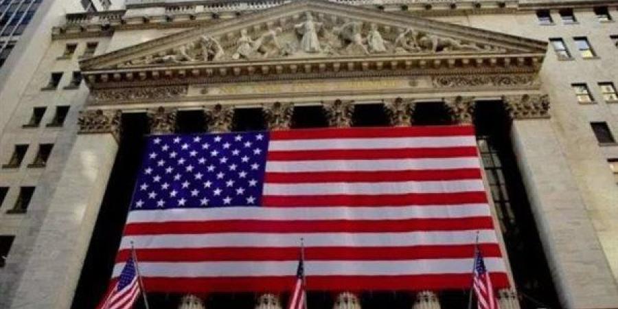 كيف يؤثر قرار الفيدرالي الأمريكي على الفائدة في مصر؟.. خبير يجيب