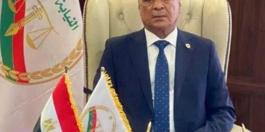 تكريم رئيس هيئة النيابة الإدارية باحتفالية كلية الحقوق بجامعة القاهرة