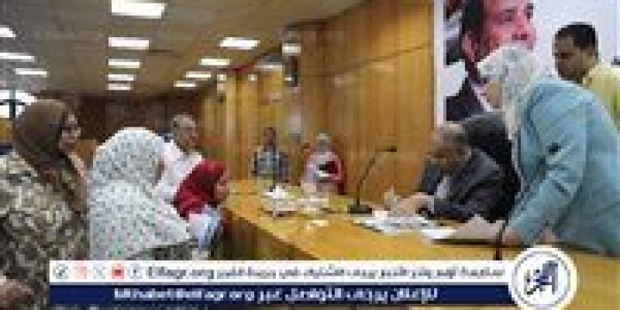 خلال لقائه خدمة مواطنى ( ابوقرقاص – ملوى – ديرمواس) محافظ المنيا يناقش ملفات التعليم والصحة والطرق