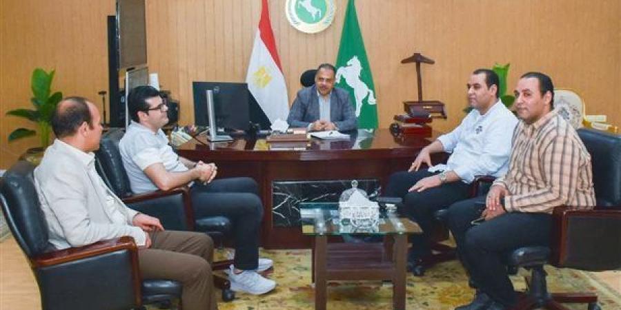محافظ الشرقية يلتقي نواب البرلمان لاستعراض وحل مشكلات المواطنين بدوائرهم المختلفة