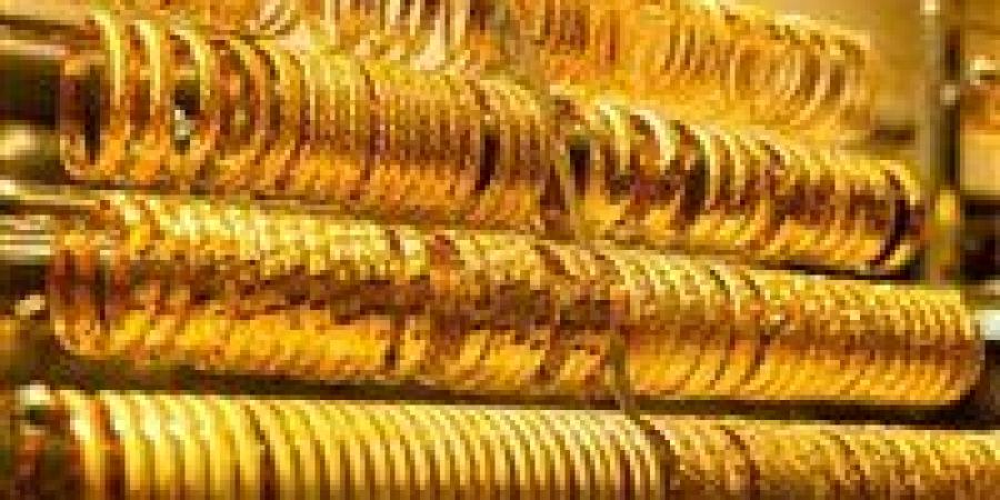 عاجل| رغم الارتفاع العالمي.. تراجع ملحوظ لأسعار الذهب في مصر